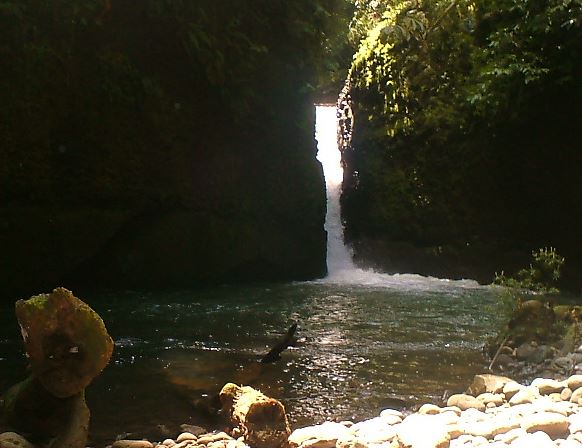 Cascada Punín